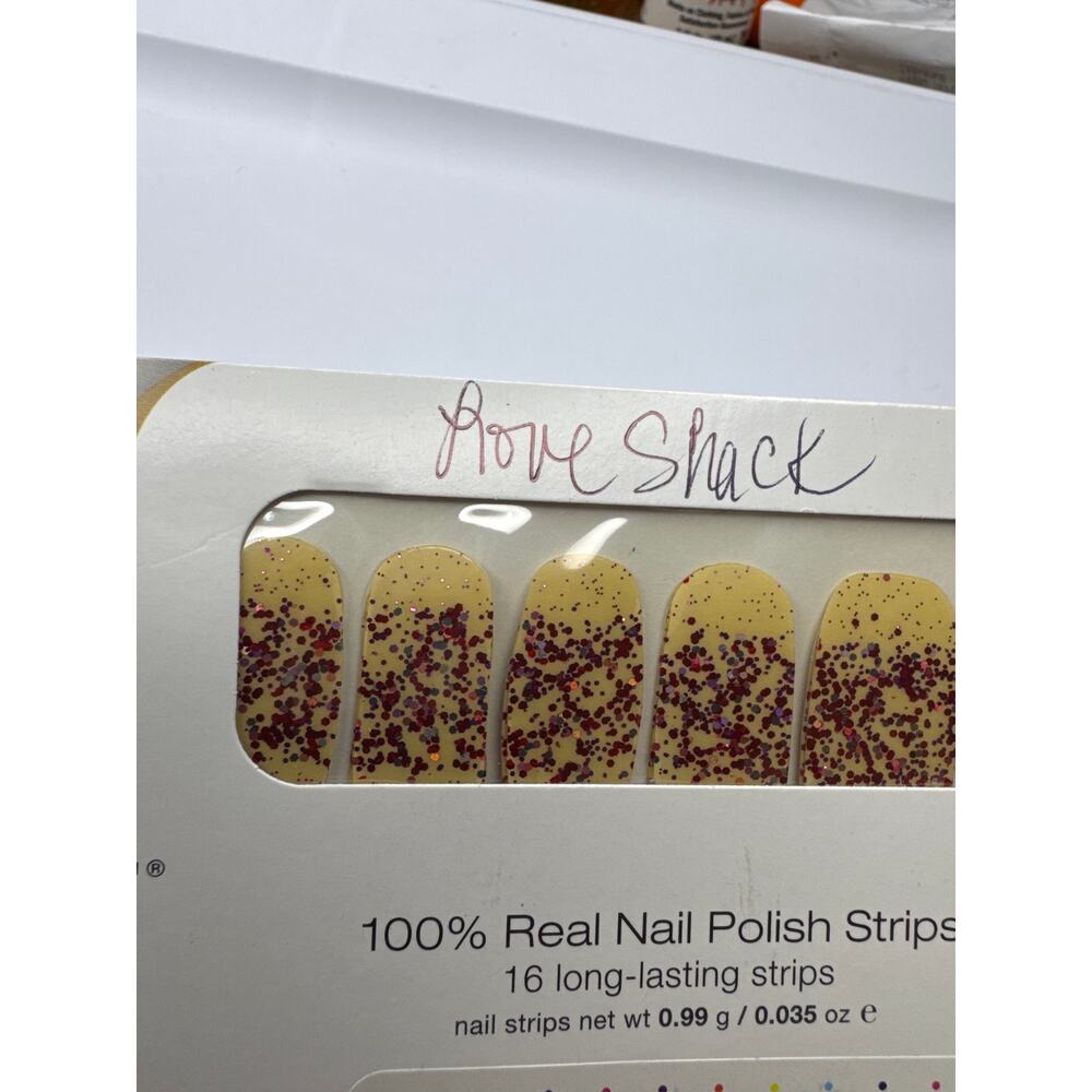 NWT Color Street "Love Shack" Red Pink Glitter Nail Strips